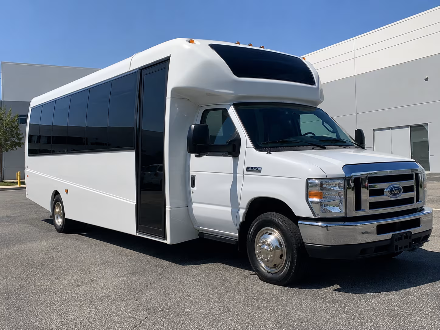 brentwood wedding transportation for your ceremony and reception