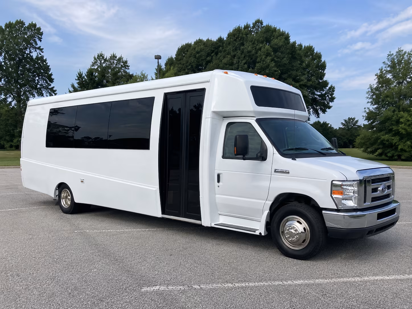 danville 18 passenger party bus