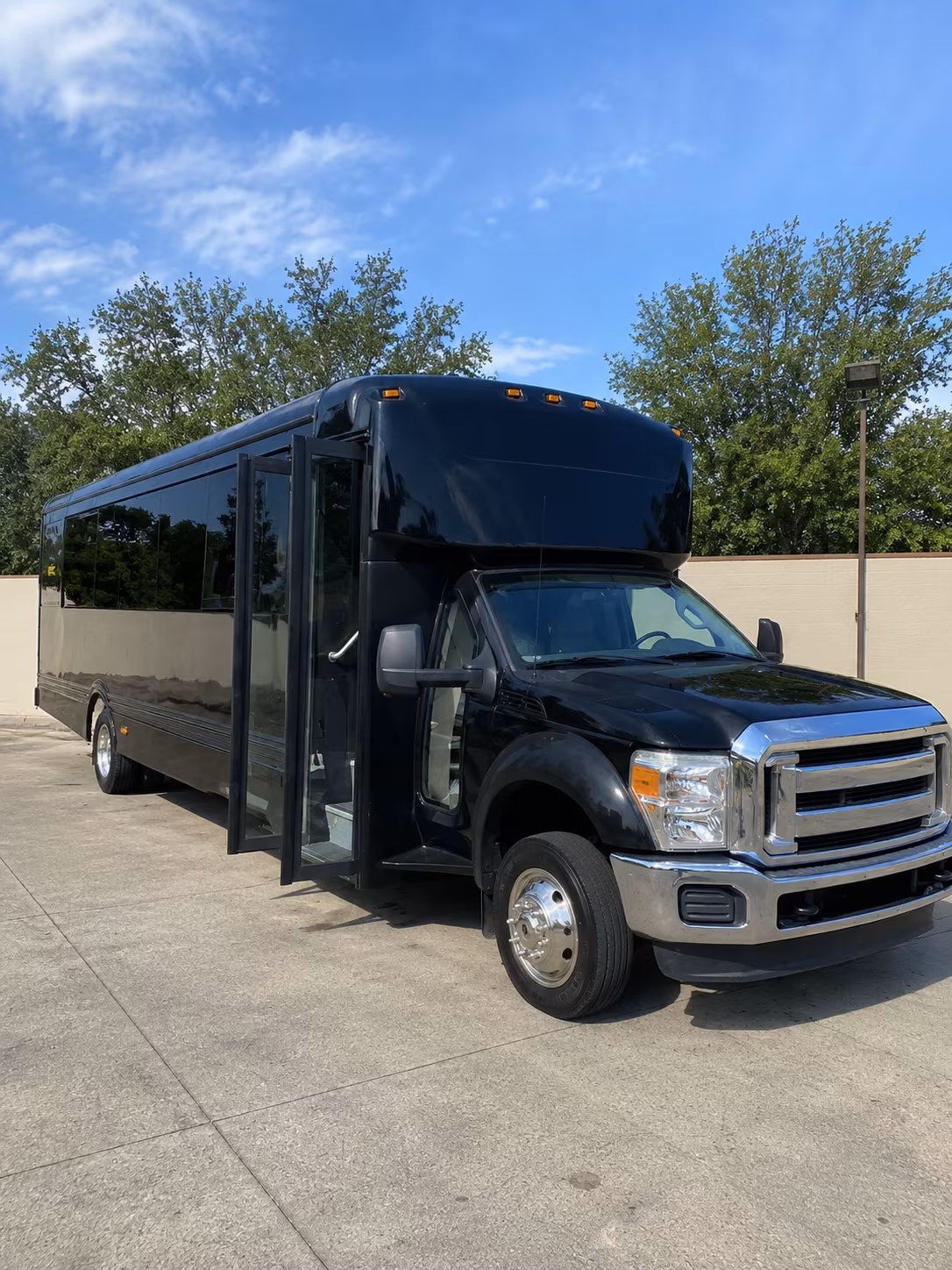 danville 20 passenger party bus